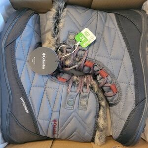 NEW Columbia Omni Heat Shorty Gray Boots